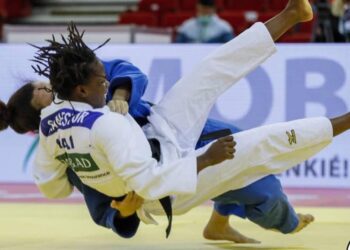 689BC3C4 10E1 4980 B1C5 B87FA47A3F57