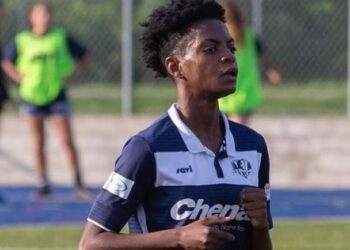 5CA83216 B66C 450F BDF1 3B172F137F9C