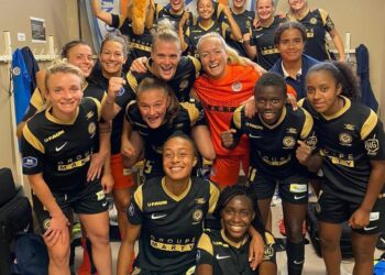 4D61B9B0 ED0D 43C2 9852 E7AF24865EDD