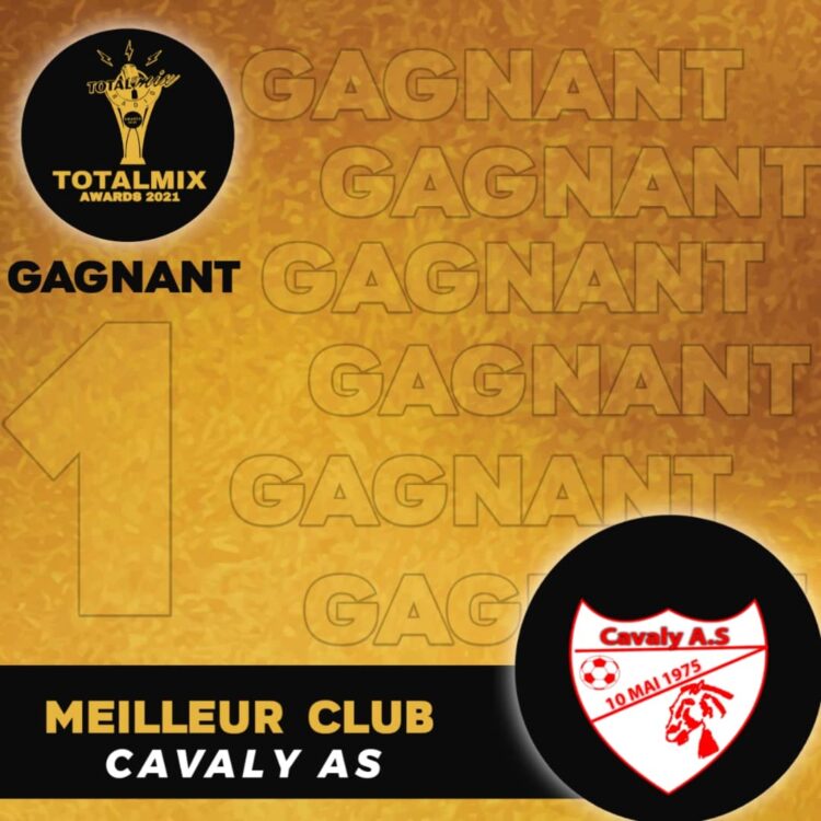 TOTALMIX AWARDS 2021 : CORVENTINA SUR LA PLUS HAUTE MARCHE DU PODIUM