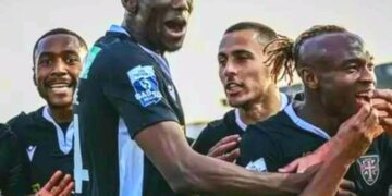 FOOT/EXPATRIÉS : CASA PIA ENCHAÎNE, CARNEJY ANTOINE BUTEUR