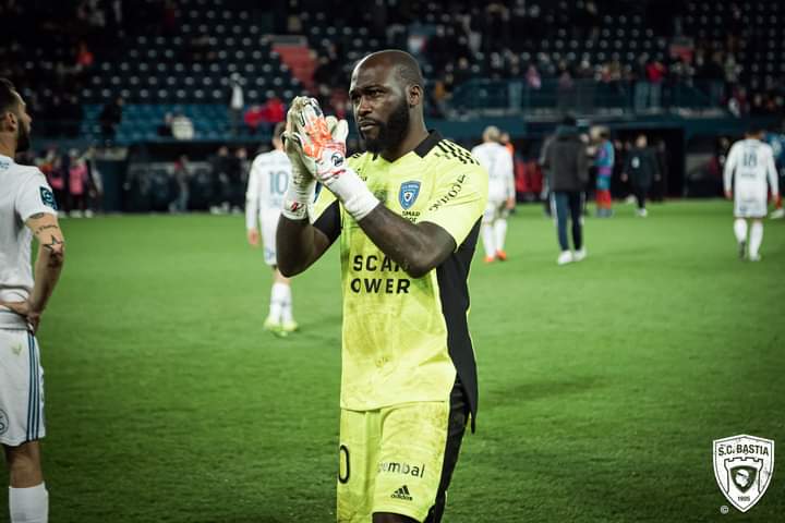 FOOT – EXPATRIÉS : L’AJ AUXERRE ET ARCUS CARLENS AU TOP