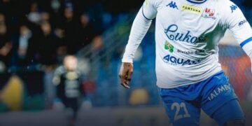 FOOT- EXPATRIÉS/ PAYS-BAS : SC CAMBUUR ET JHONDLY VAN DER MEER S’INCLINENT FACE À HEERENVEEN