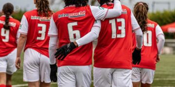 FOOT – ÉXPATRIÉS : ARCUS CARLENS DÉCISIF, VITESSE HARNHEM FAIT NUL FACE À AZ ALKMAAR