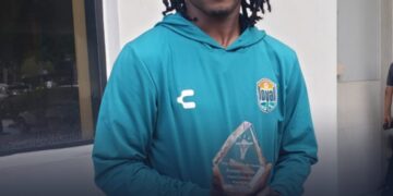 TOTALMIX AWARDS : RONALDO DAMUS REÇOIT ENFIN SON TROPHÉE