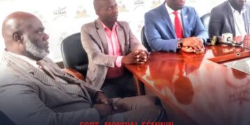 CDM FÉMININE / QUALIFICATION D&rsquo;HAÏTI : REMISE D&rsquo;UN CHÈQUE DE 3 500 000 GOURDES AU CN-FHF PAR LE MJSAC