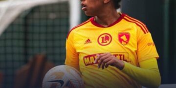 FOOTBALL : PREMIÈRE CONVOCATION POUR AMANDINE PIERRE-LOUIS