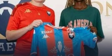 FOOT-EXPATRIÉES : ESTHERICOVE JOSEPH GROSSIT LE SECTEUR DÉFENSIF DU SM CAEN