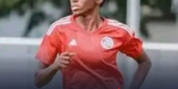 FOOT-EXPATRIÉES : ROSELINE ELOISSAINT BUTEUSE AVEC RC STRASBOURG 