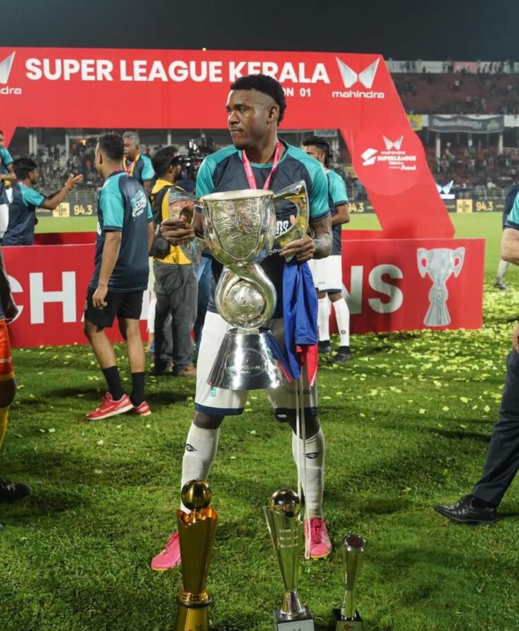 Belfort Kervens Fils remporte la Super League indienne avec son club Calicut FC