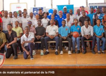 Partenariat avec SLG Académie, distribution de matériel sportif : la FHB à l&rsquo;assaut du basket scolaire