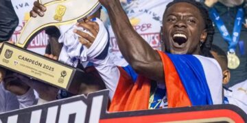 Ricardo Adé champion de la Supercoupe équatorienne avec LDU Quito