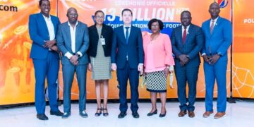 13 millions de gourdes, don de la Natcom aux Grenadiers 